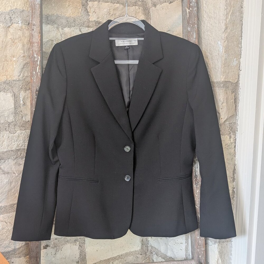 Tahari ASL Fitted Black Blazer Size 14 great for apple shapes EUC 2-button